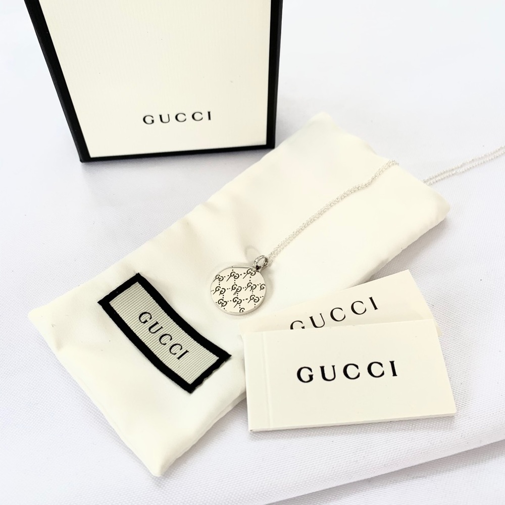 BRAND NEW Authentic GUCCI sterling silver pendant - Picture 2 of 6